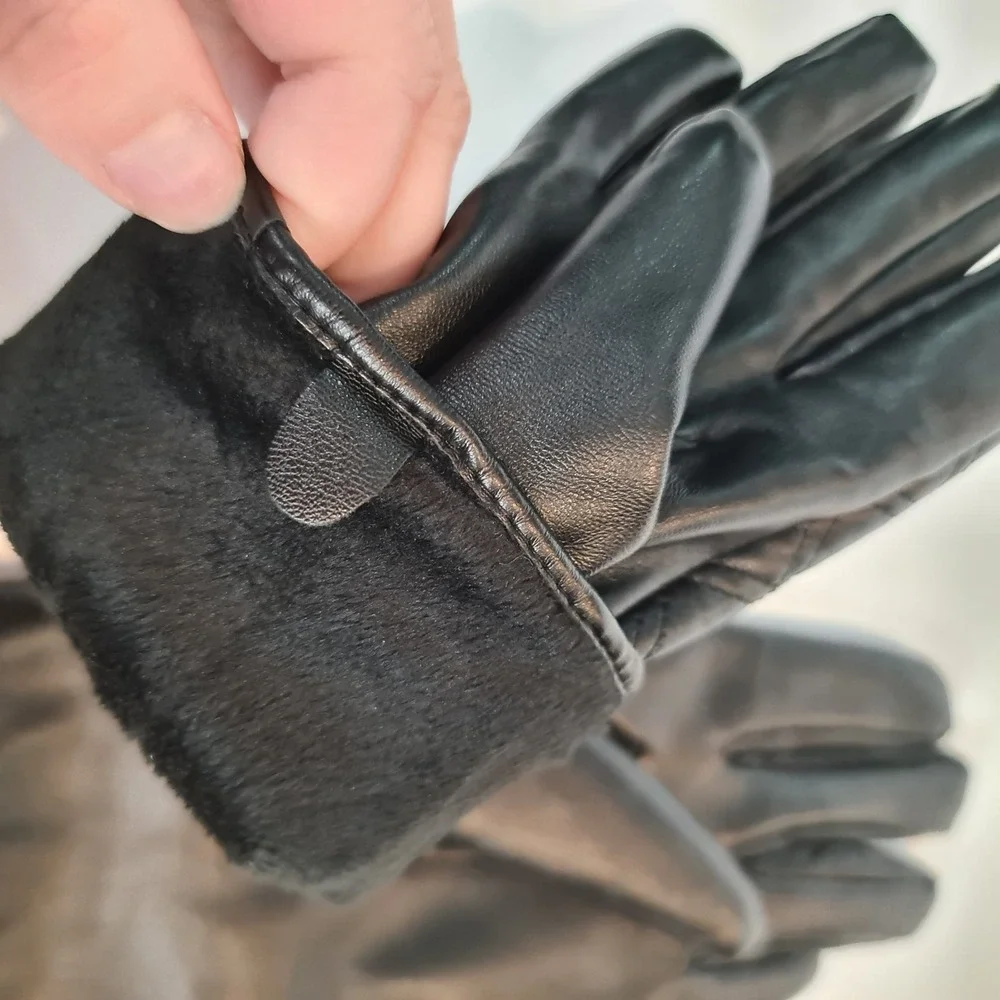 Women's Marcus Adler Quilted Leather Fleece Lined Gloves Buttery Soft Bow Black‎